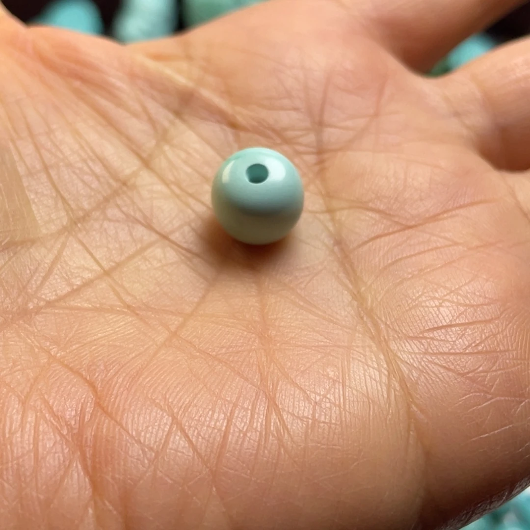 夜***愿绿松石未镶嵌颈饰