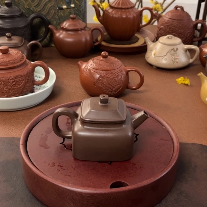 紫砂茶壶城*四方德钟黑星 土壶