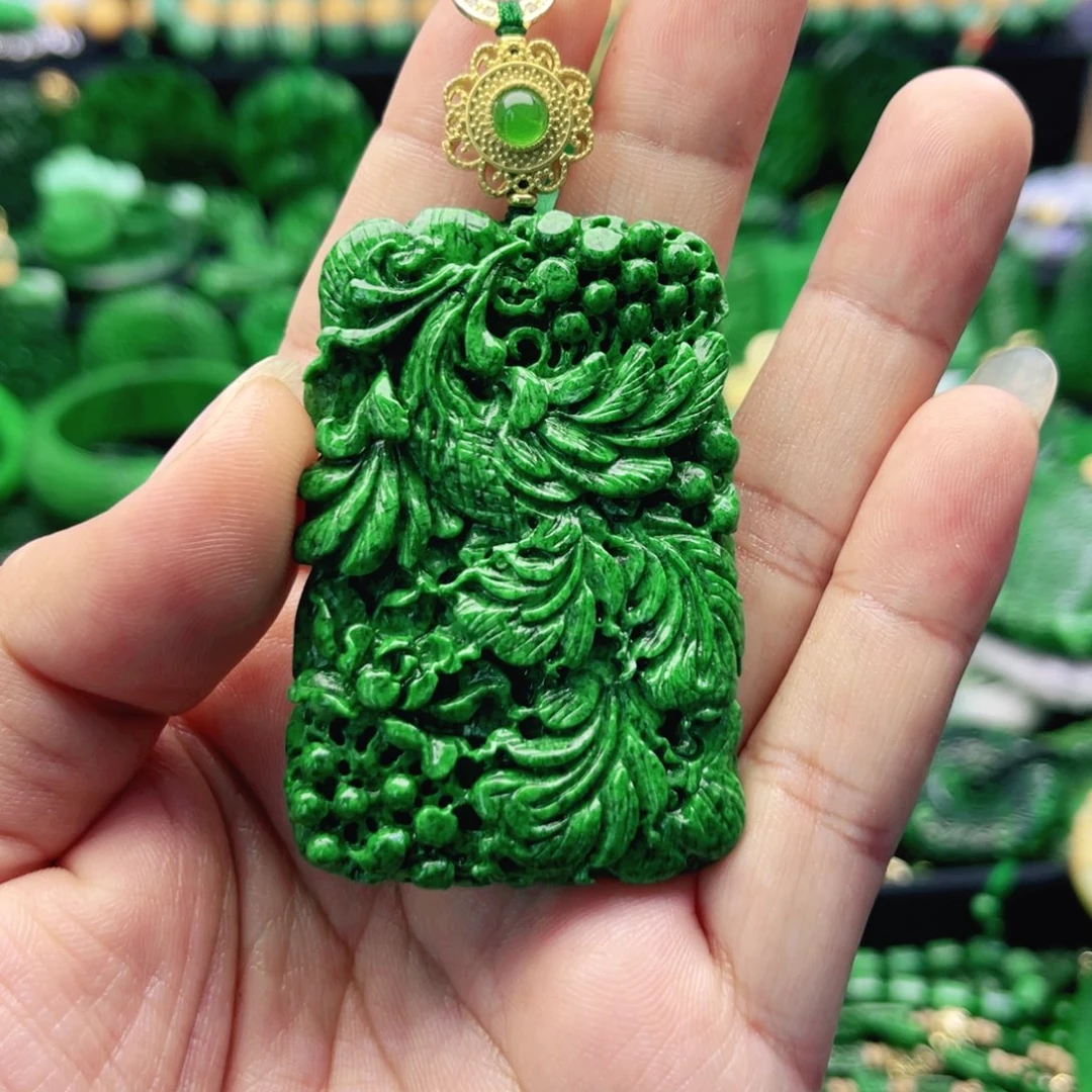 岁***_只买单纯的吊坠，没带链子，属的性质。吊坠