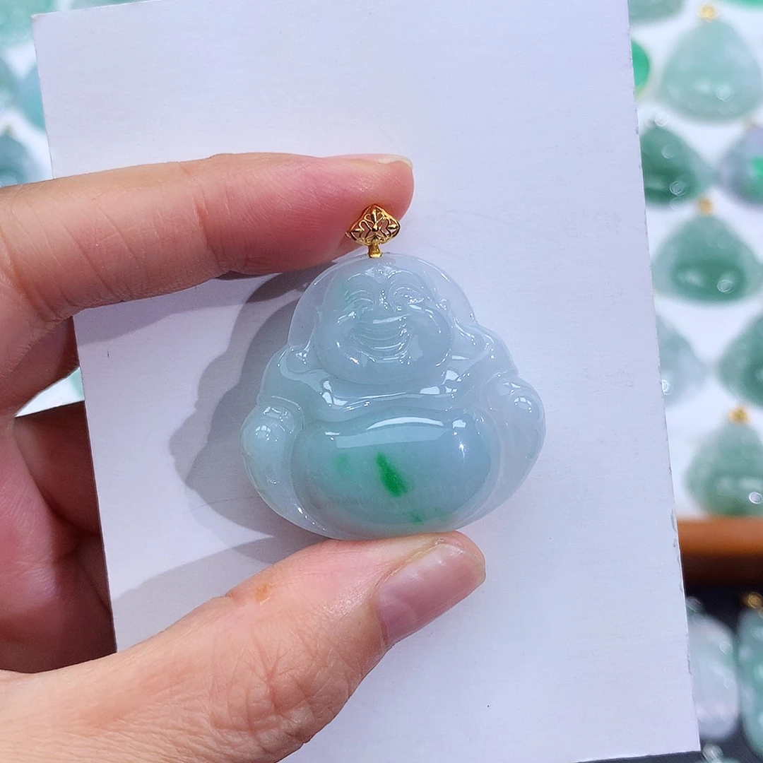 翡翠18K金镶嵌颈饰翡翠吊坠