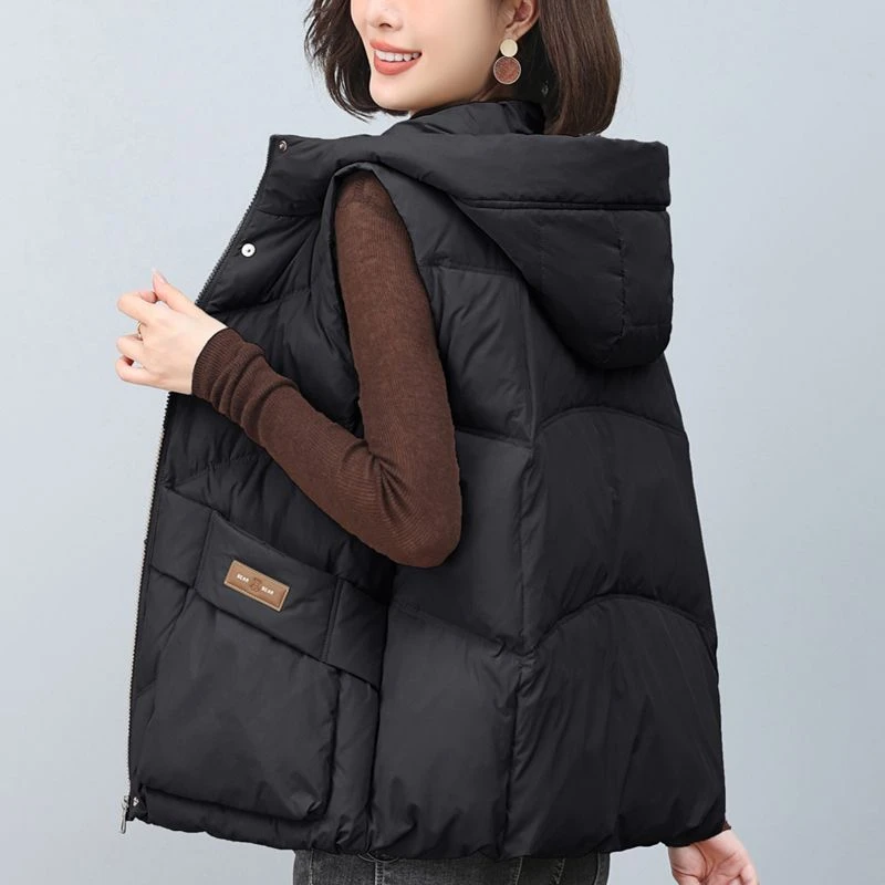 马甲女2025秋冬季新款护肩外穿坎肩宽松连帽时尚洋气背心外套