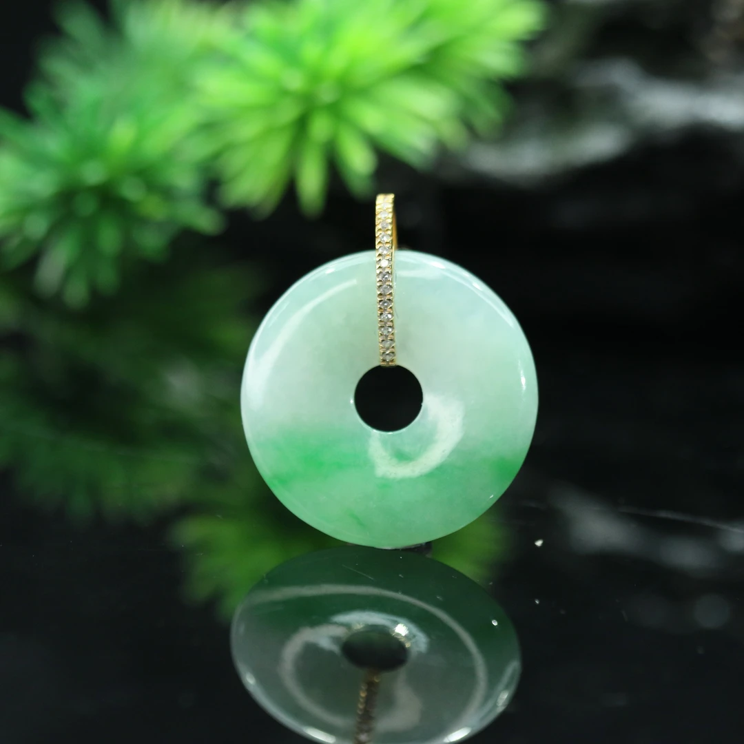 FC9天然缅甸翡翠A货18k甜甜圈吊坠/200830/保利厦门拍卖