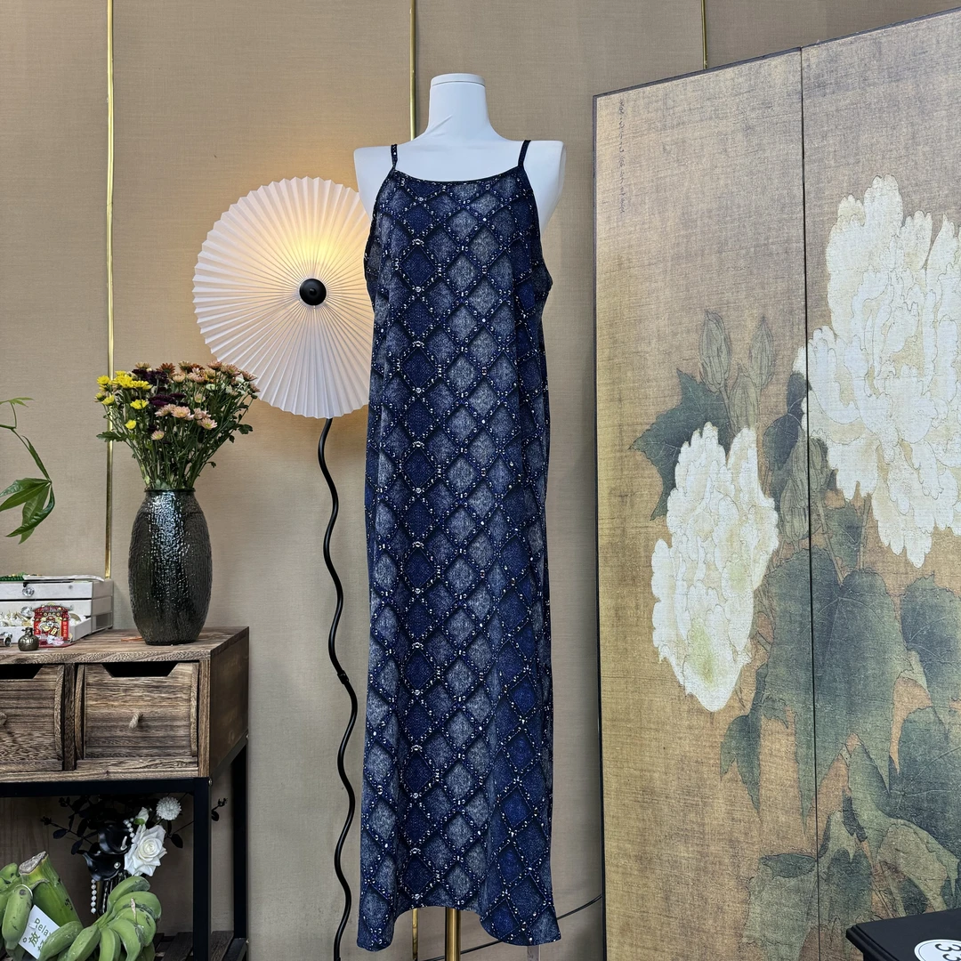 【327】 蓝色3D立体几何长款显瘦休闲优雅吊带连衣裙