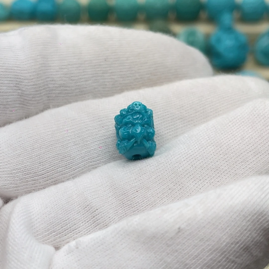 绿松石未镶嵌颈饰卡8-10.5