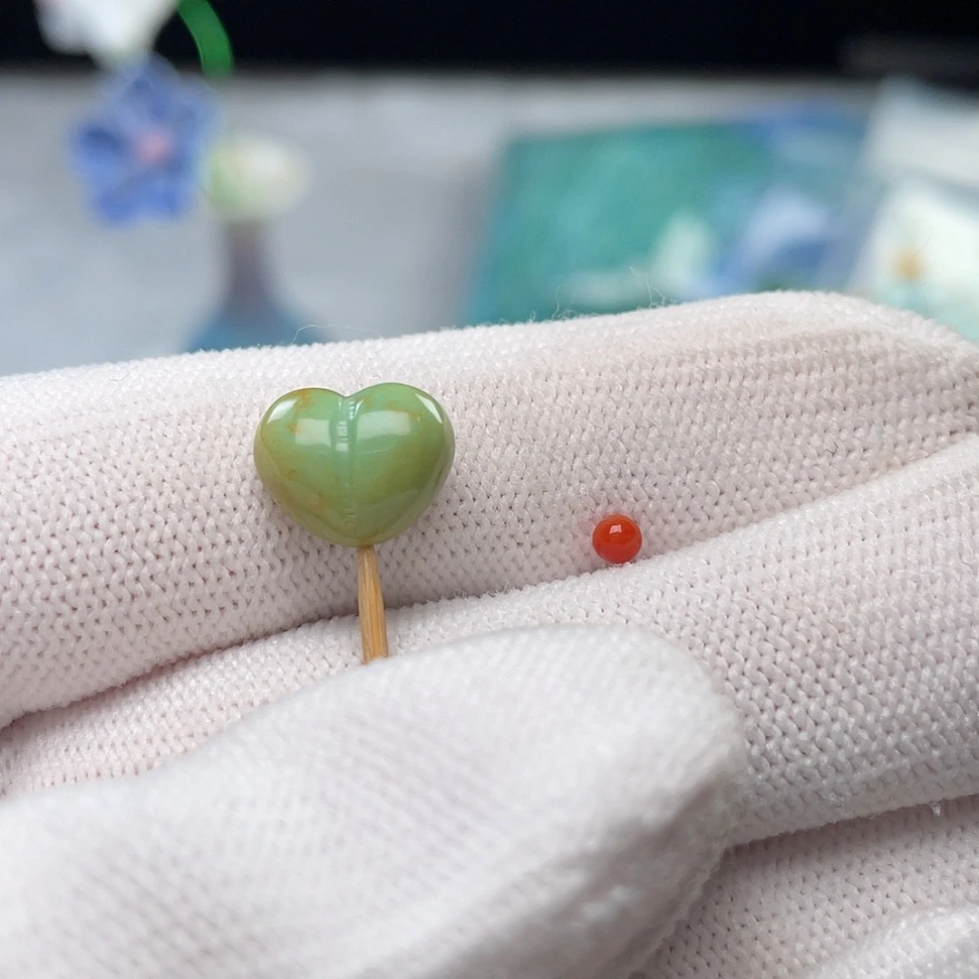 红***姐南红玛瑙未镶嵌珠宝奇石