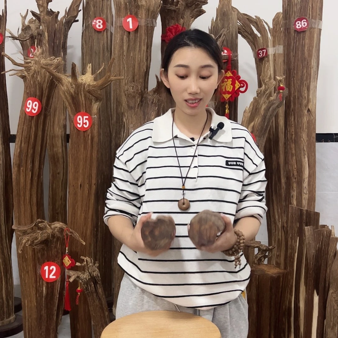 沉香碎屑沉香原材料