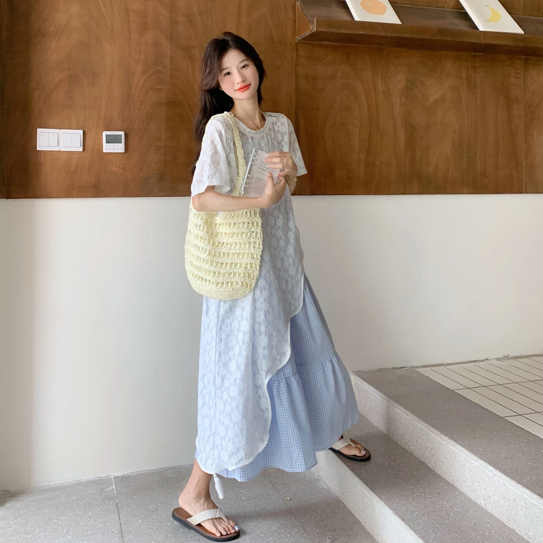 初夏穿搭小清新减龄套装裙女2025新款不规则绣花罩衫吊带裙两件套