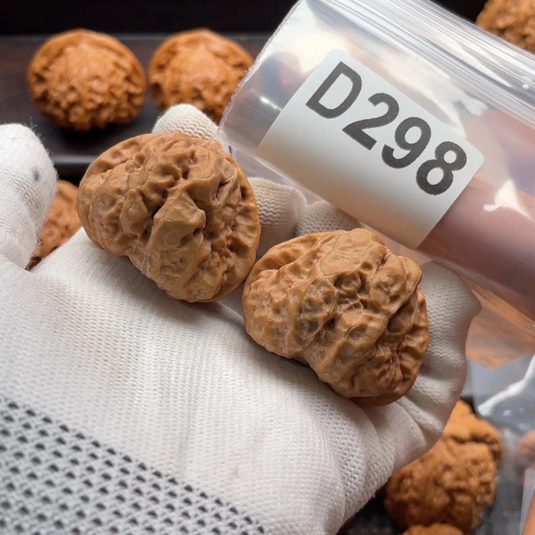 【闪购商品】文玩核桃吊坠D298三角蛙40