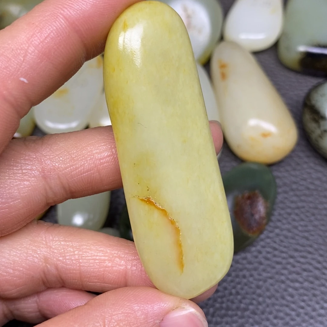 和田玉挂件^_^未镶嵌