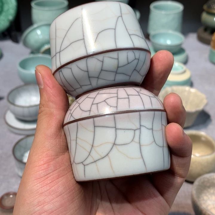且***慢龙泉青瓷手工制作