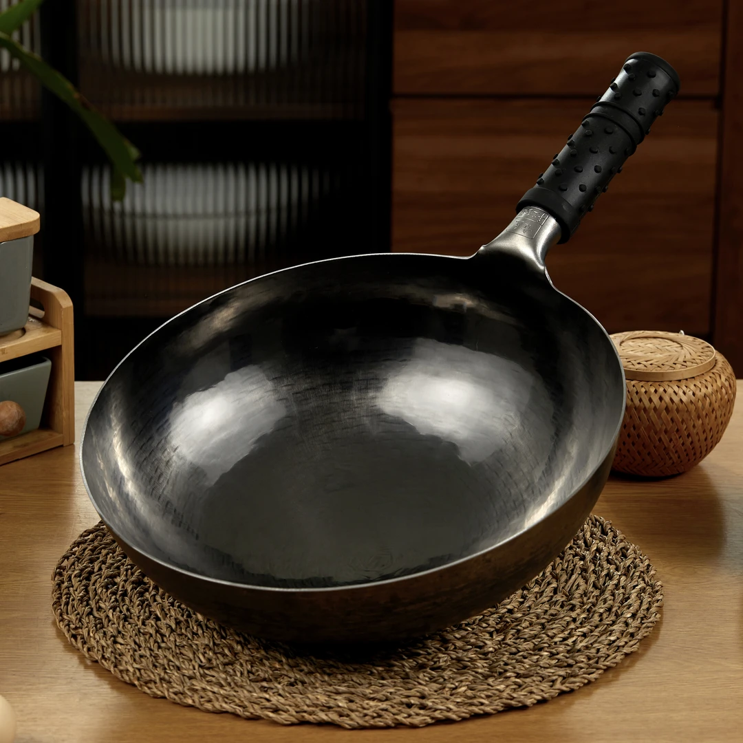 女郎山限量老师傅纯手工锻打铁锅