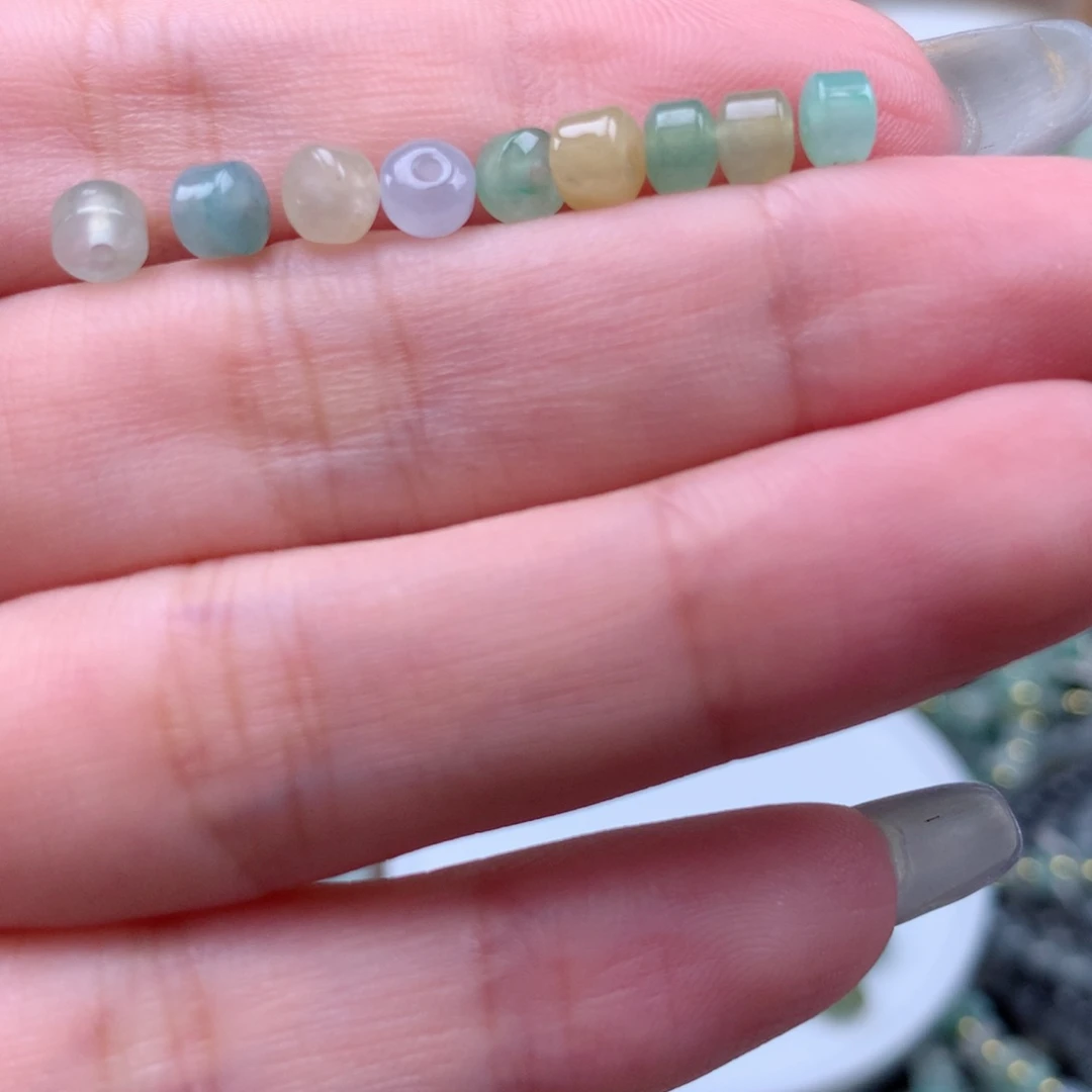 翡翠散珠寻**常小桶珠9个