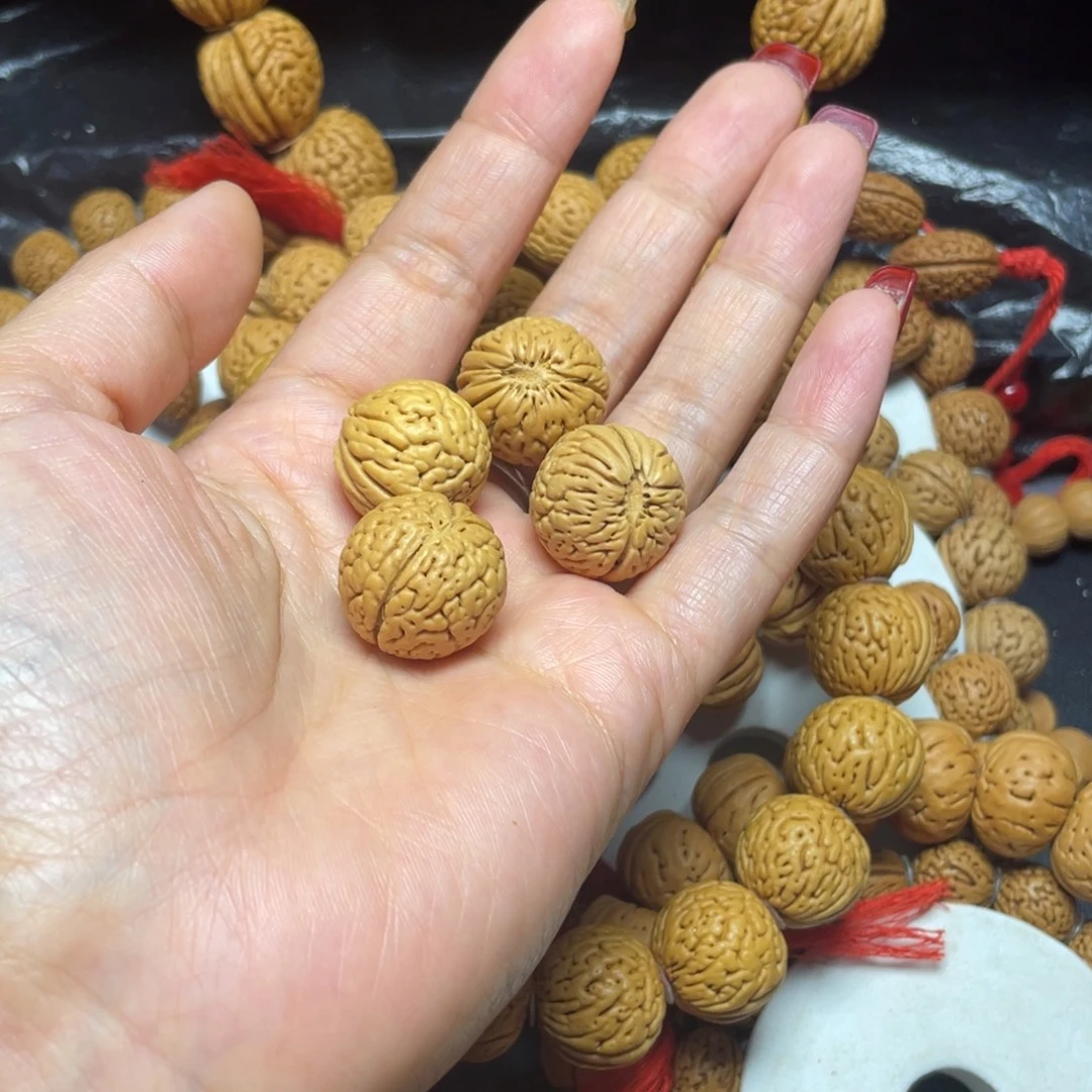 劉***࿐桃木桃核手串20+白月光