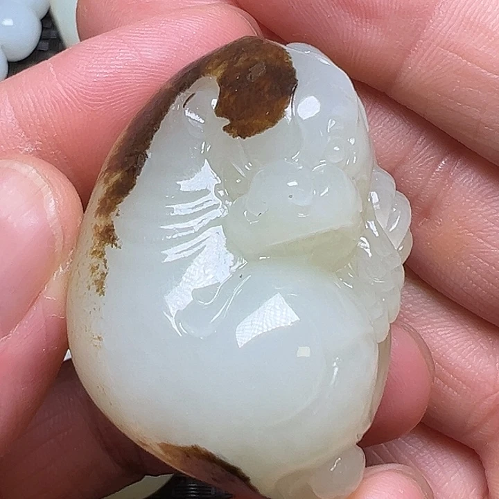 鸳***茶和田玉未镶嵌挂件