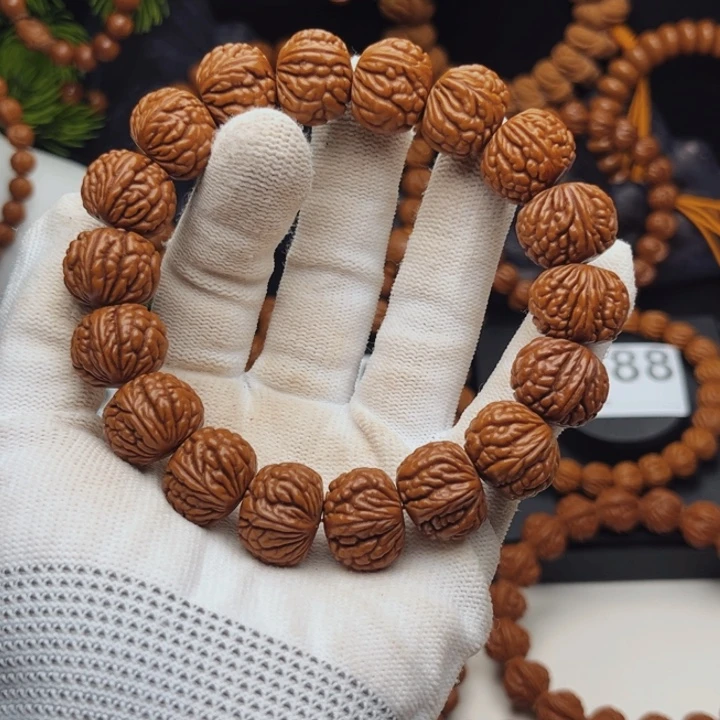 龙纹桃核荔枝纹17