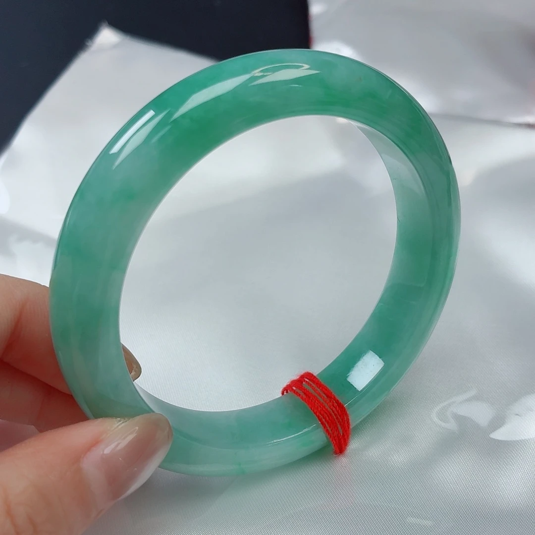 翡翠未镶嵌手镯58