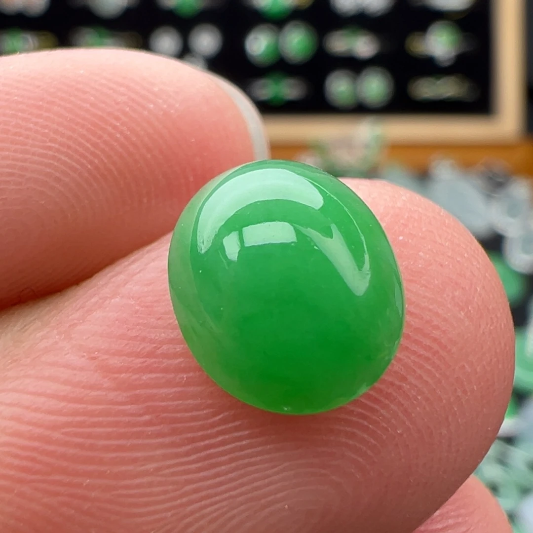 翡翠未镶嵌颈饰蛋面9.2