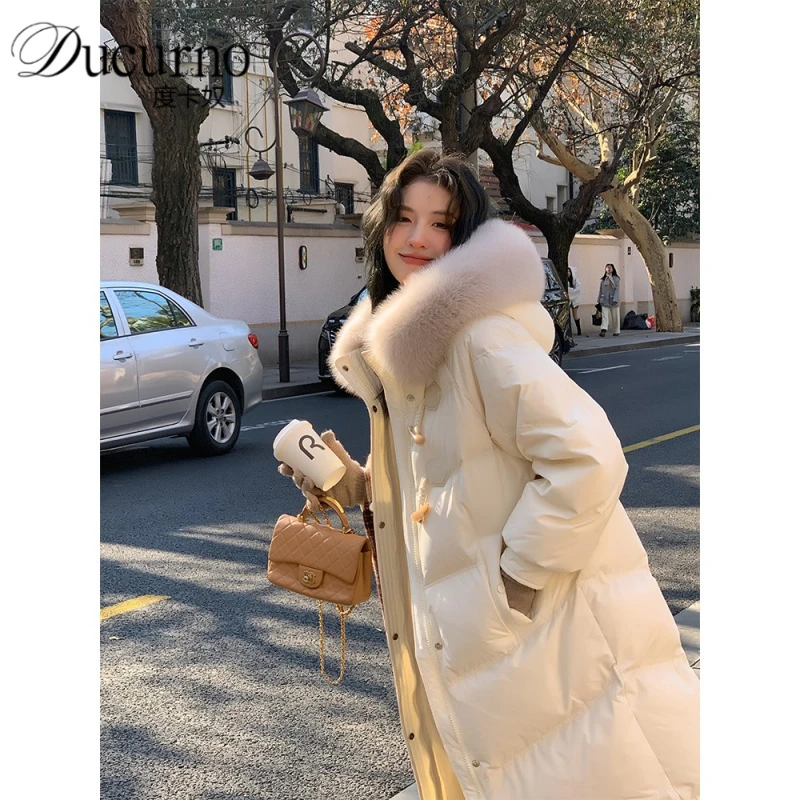 保暖羽绒服女冬季2025新款中长款牛角扣设计感小众大毛领加厚长款