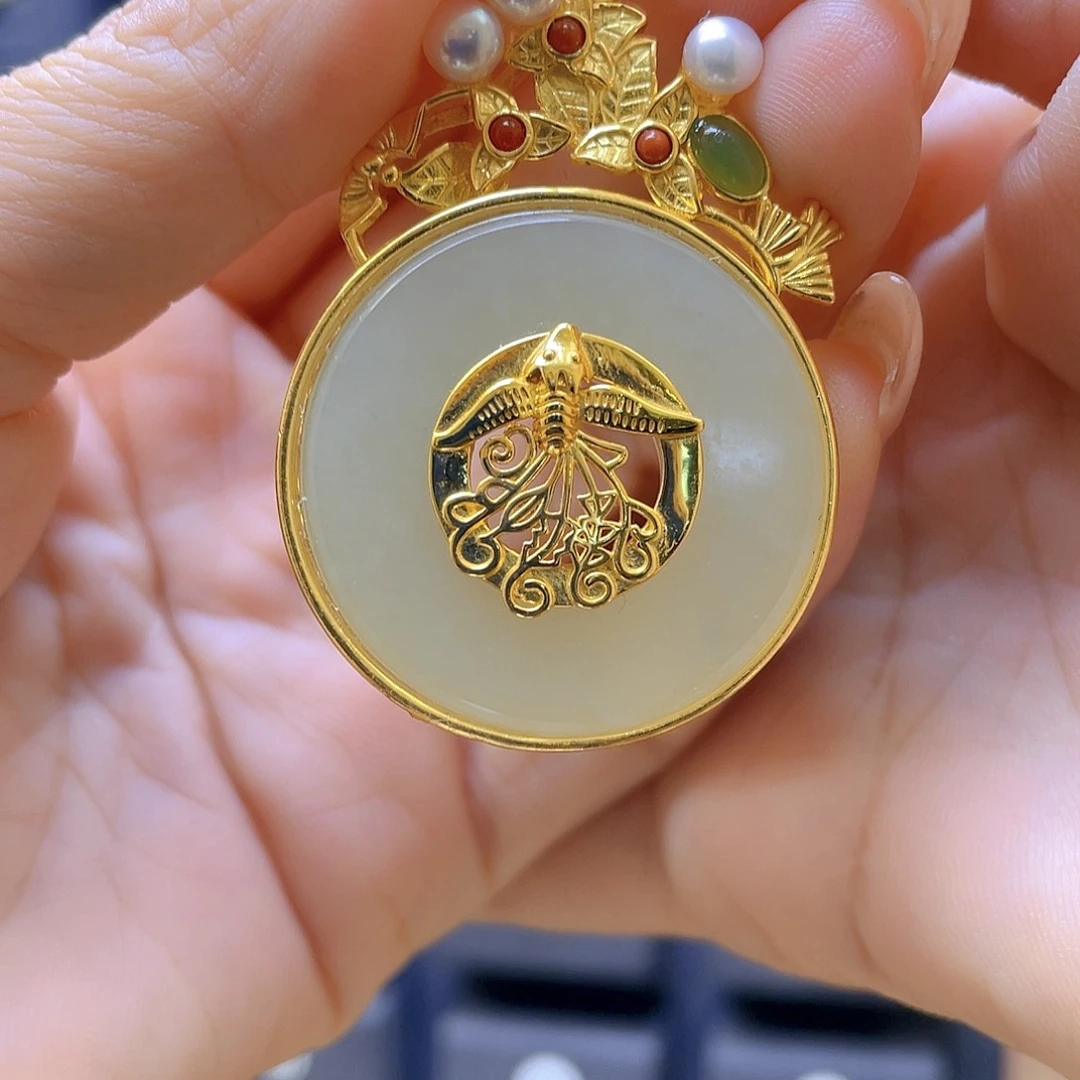 风***扬和田玉银S925镀金镶嵌颈饰