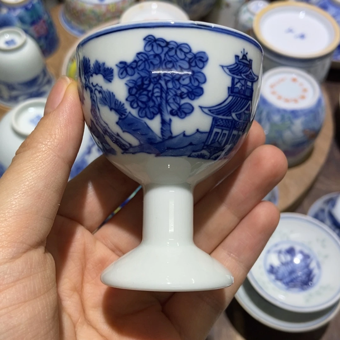 年***堆陶瓷艺术品的制作