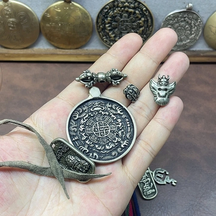 凤***白利马朝天吼九宫八卦牌