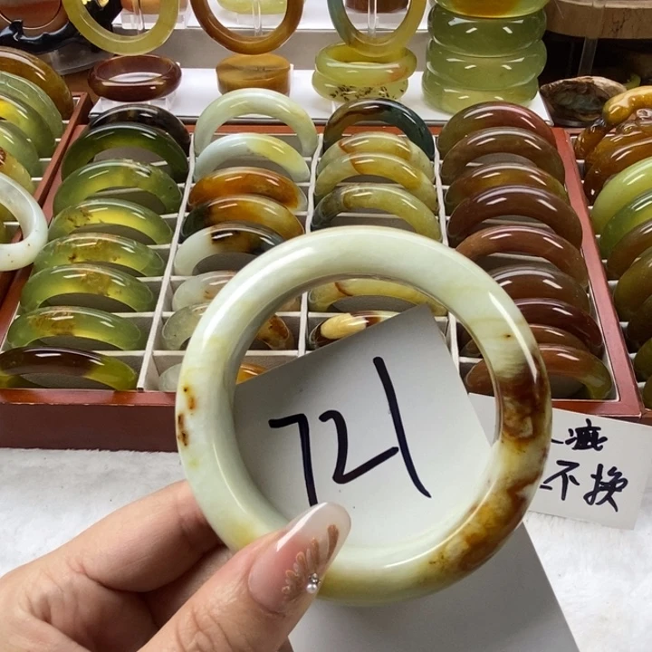 蛇纹石玉未镶嵌手镯60