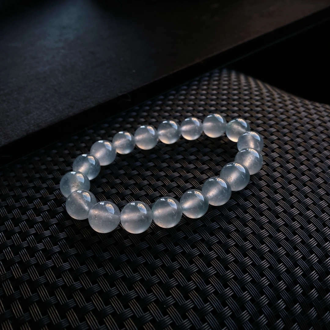 好色珠宝  缅甸老坑A货 高冰种白冰翡翠手串