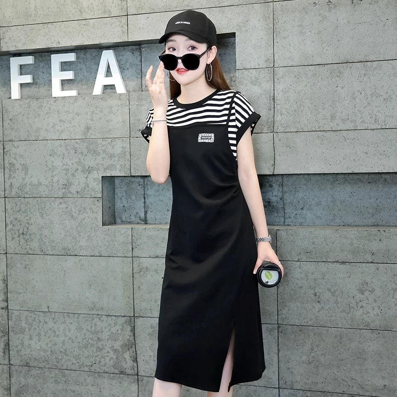 条纹拼接假两件连衣裙女夏季2025新款休闲显瘦气质中长款开叉裙子