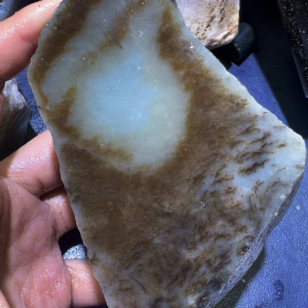 和田玉未镶嵌珠宝半成品