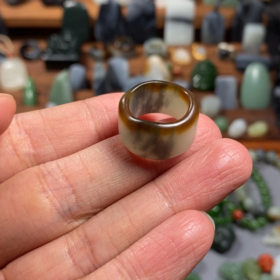 和田玉颈饰未镶嵌s****酪