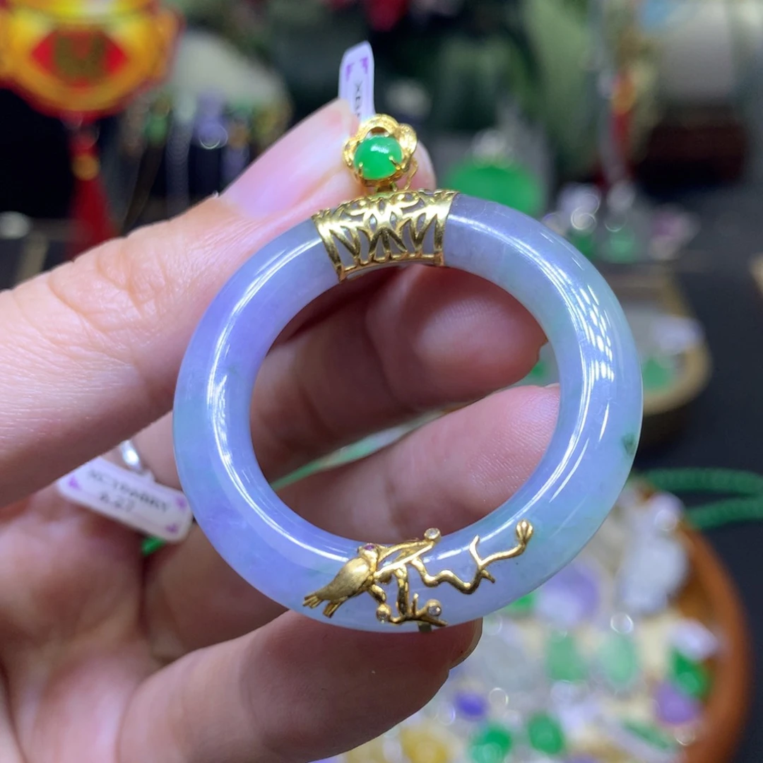 翡翠18K金镶嵌颈饰翡翠吊坠项链