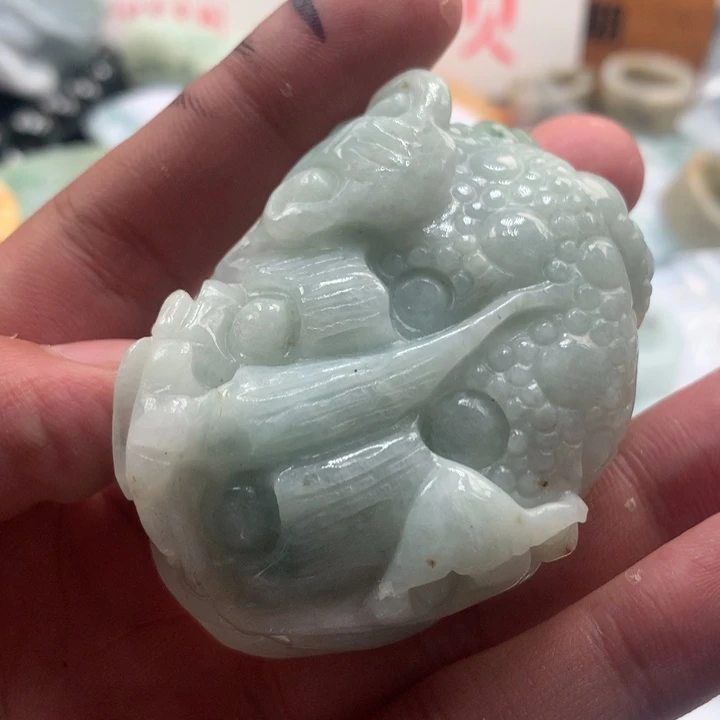 翡翠未镶嵌颈饰保真天然a货翡翠