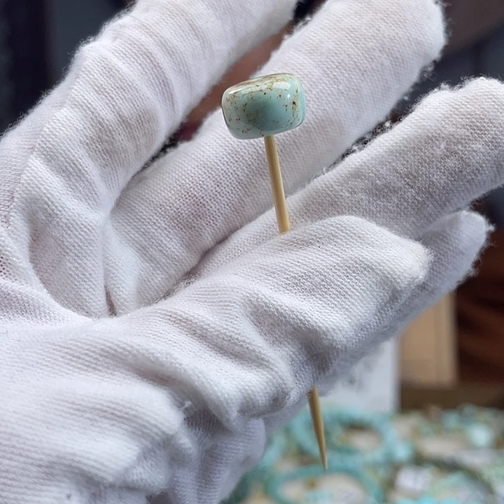 南红玛瑙未镶嵌珠宝奇石