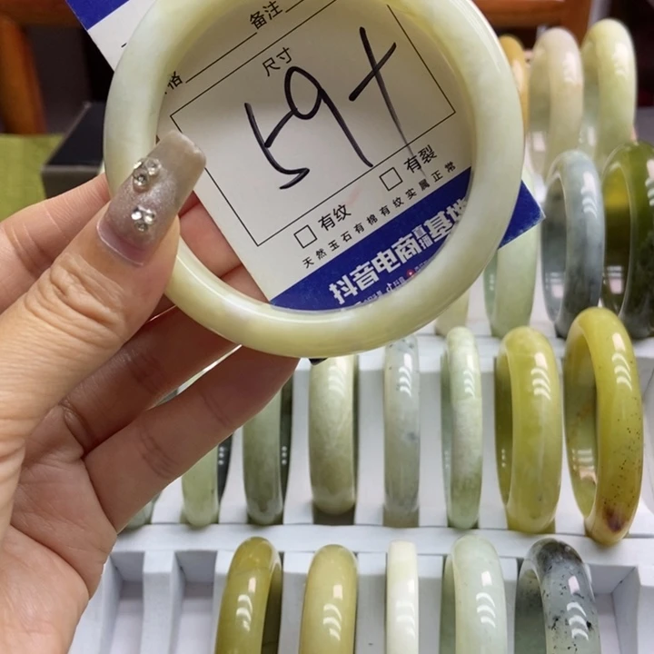 蛇纹石玉手镯未镶嵌7