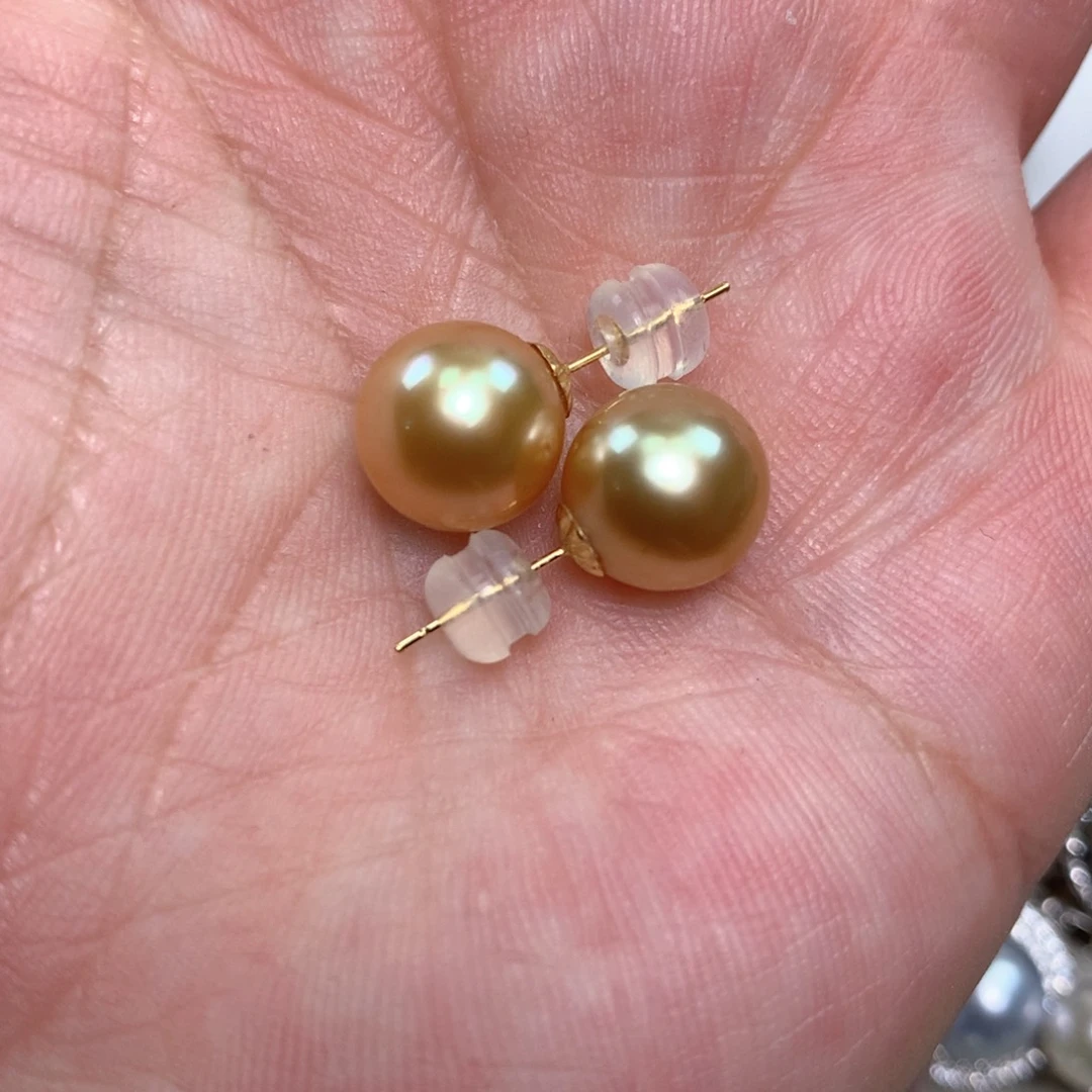 海水珍珠耳饰18K金镶嵌