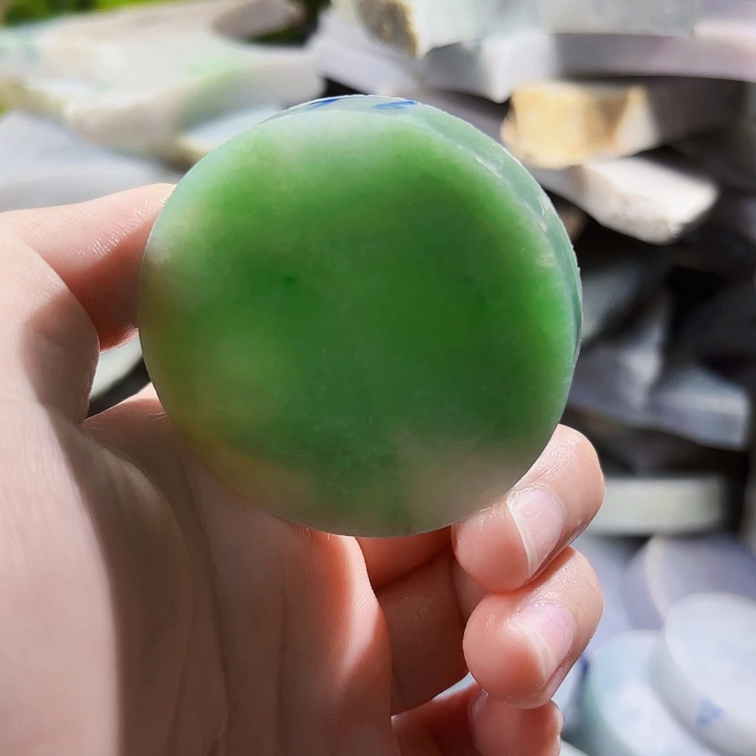 翡翠未镶嵌颈饰翡翠A货丹