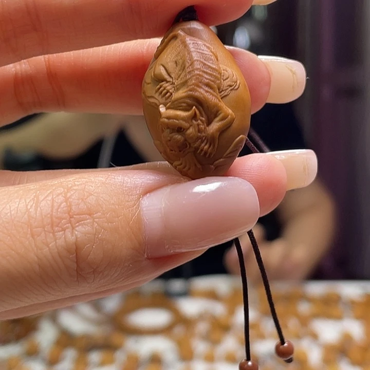 橄榄核吊坠橄榄核