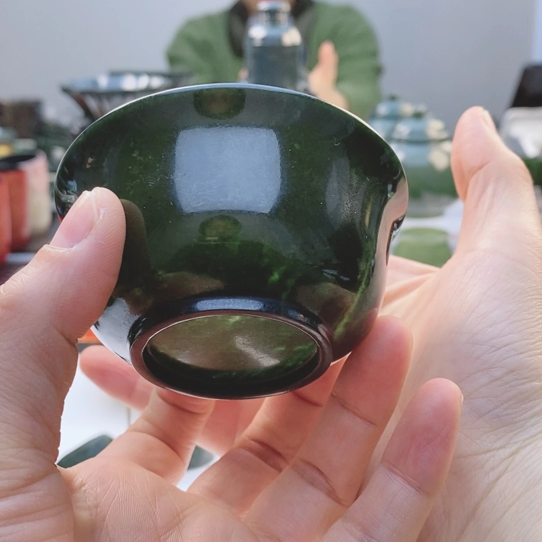 和田玉（青玉）把件未镶嵌微瑕