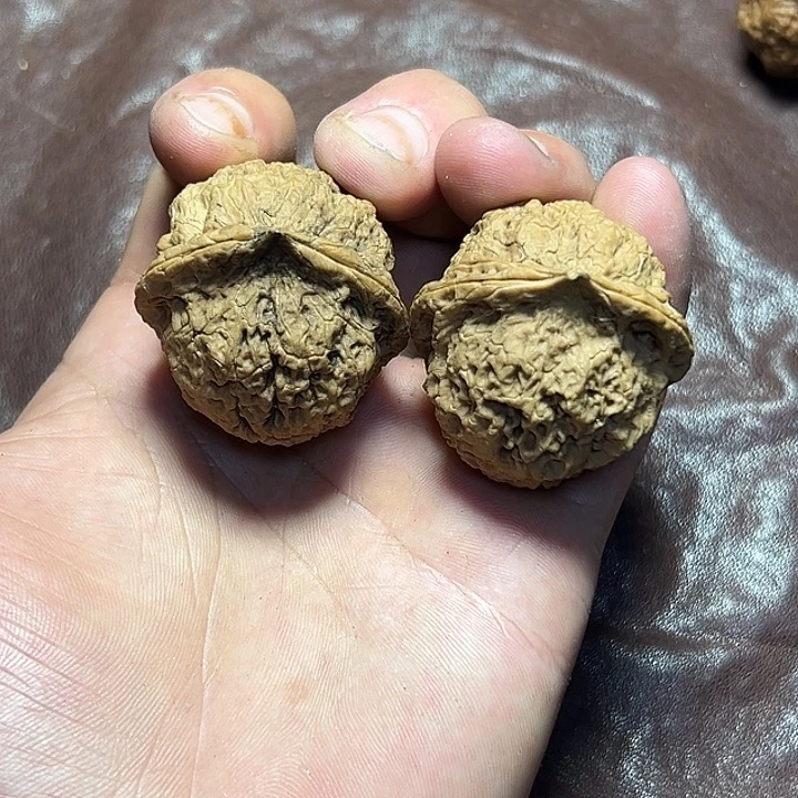 把件文玩核桃29号草莓