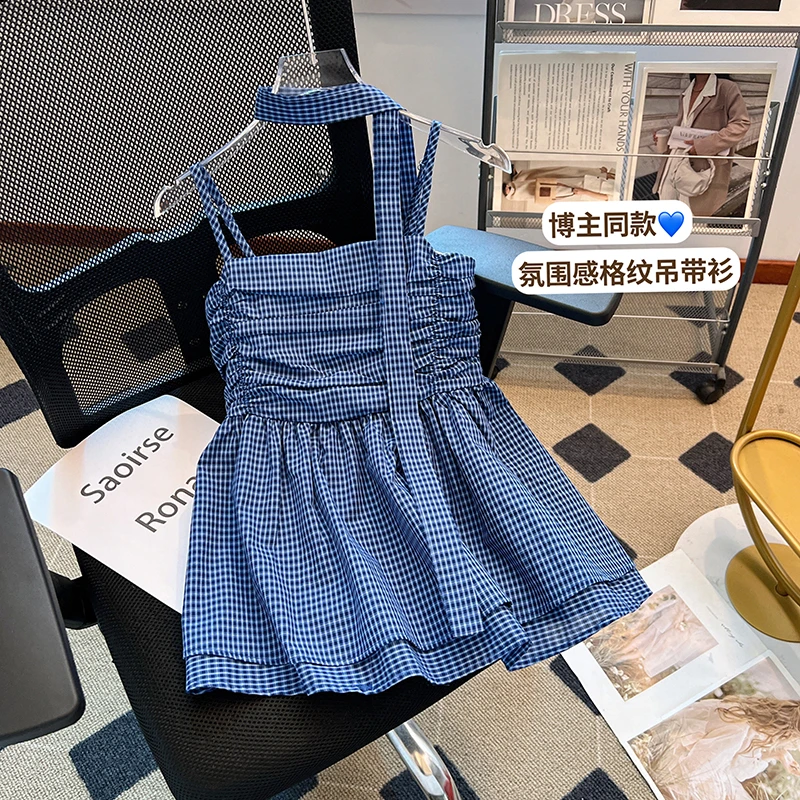 甜辣妹挂脖蓝色格纹吊带背心女夏季2025新款韩系方领褶皱收腰上衣