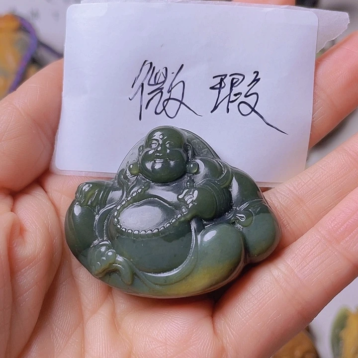 和田玉挂件未镶嵌我****！
