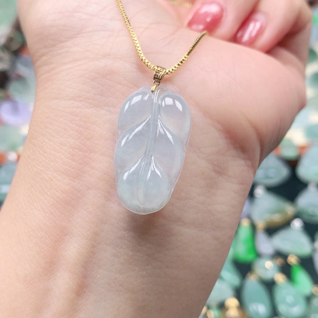 吊坠(不含链)18K金镶嵌翡翠