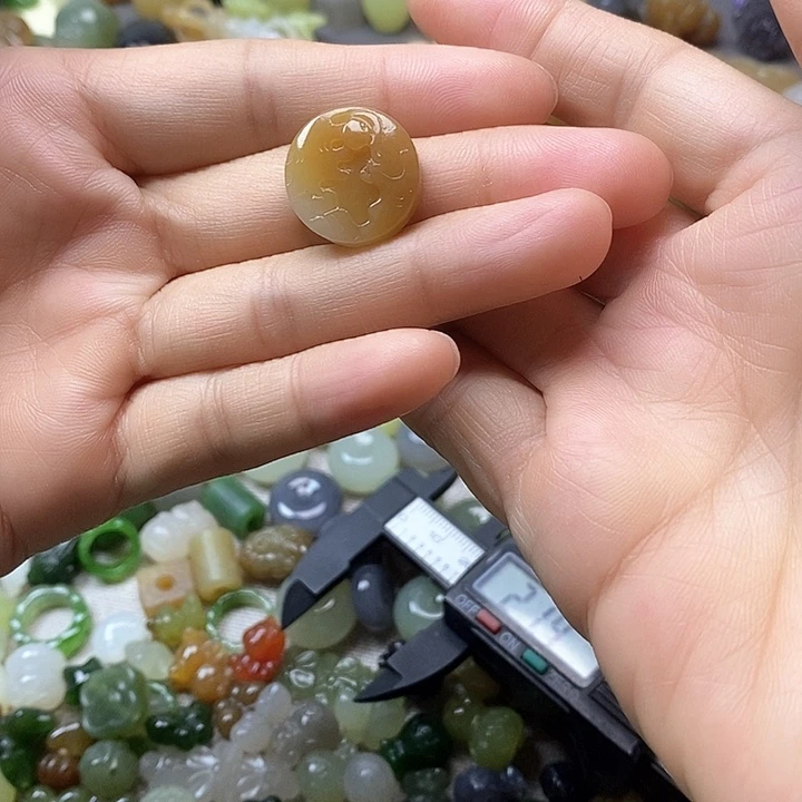 未镶嵌和田玉挂件悟道