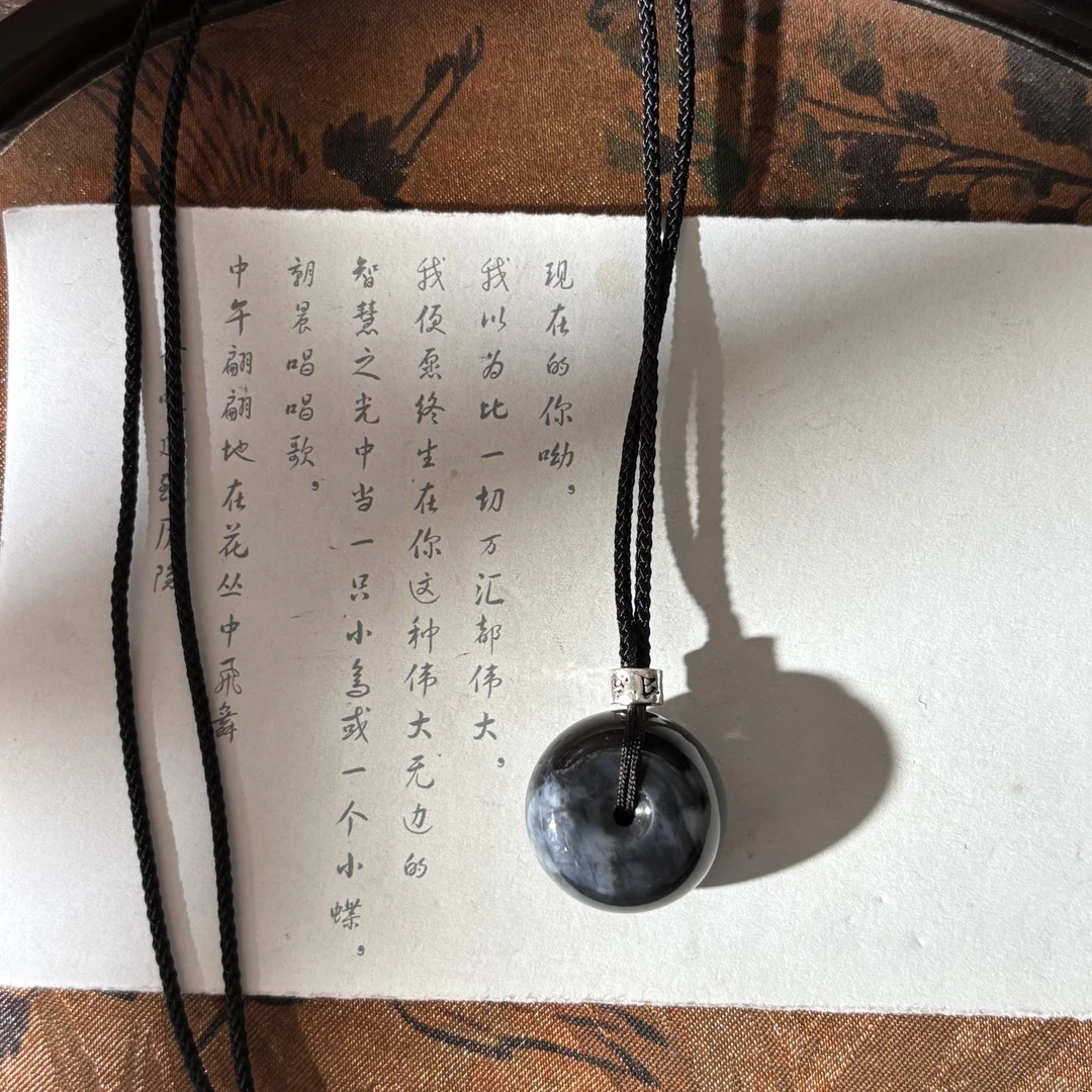 C42 灵玉歌【金菀菀】天然和田玉青花平安扣银S925吊坠项链（厚14mm）