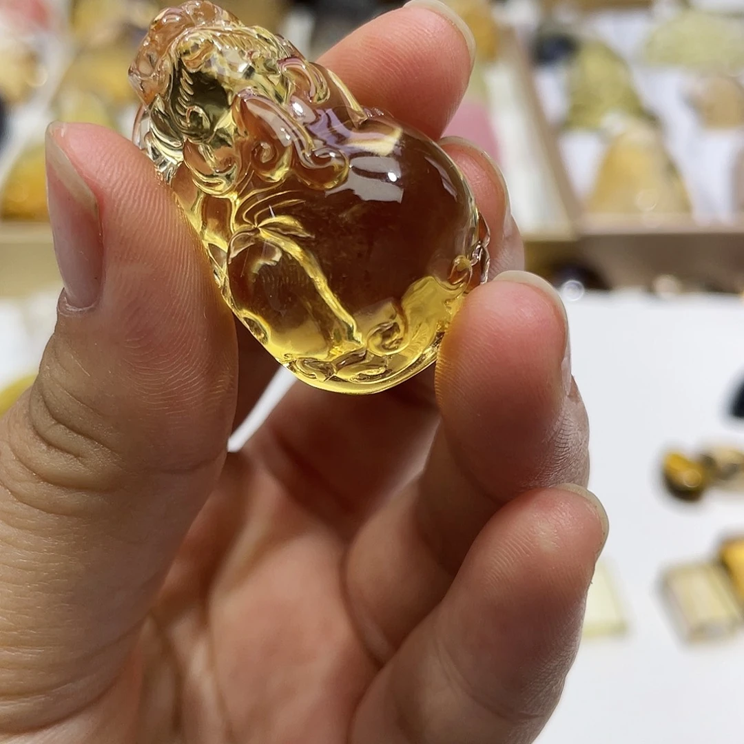 闽***味颈饰未镶嵌水晶定制
