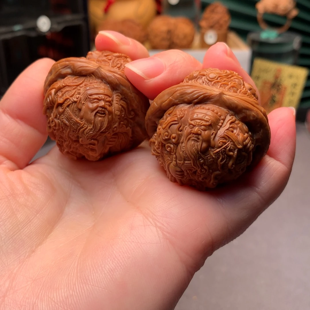 核桃把件12233456666777777