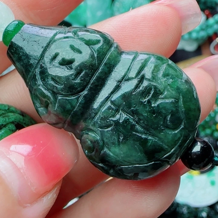 翡翠未镶嵌颈饰天然A货32