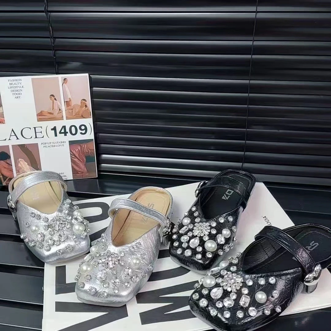 2025新款时尚平跟拖鞋百搭推荐休闲夏季女孩平底气质