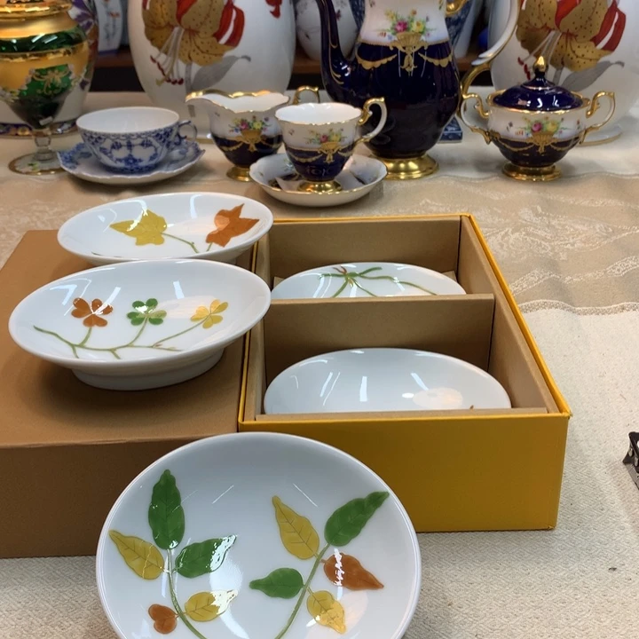 紫砂金瓷阁精品瓷器店