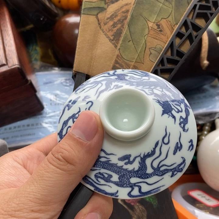 瓷片哈哈哈哈给哥哥哥哥哥哥